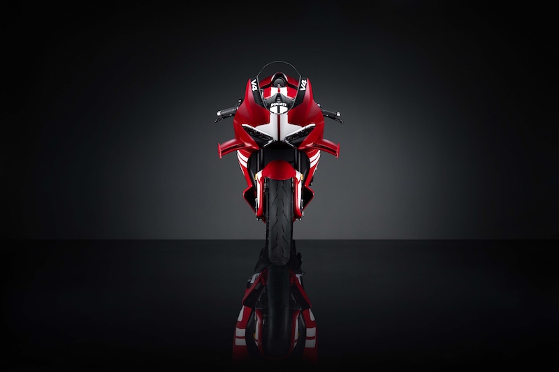 MY27 SUPERLEGGERA V4 CENTENARIO STUDIO 1 1