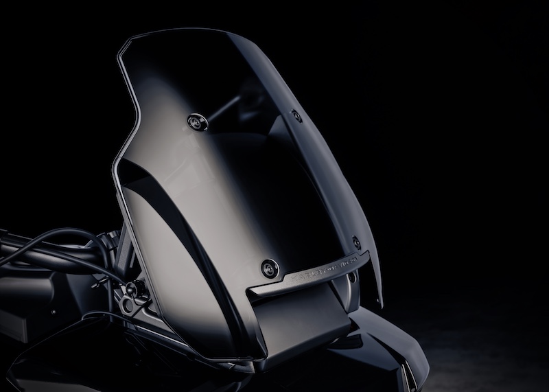 MY25 Key Features RA1250ST