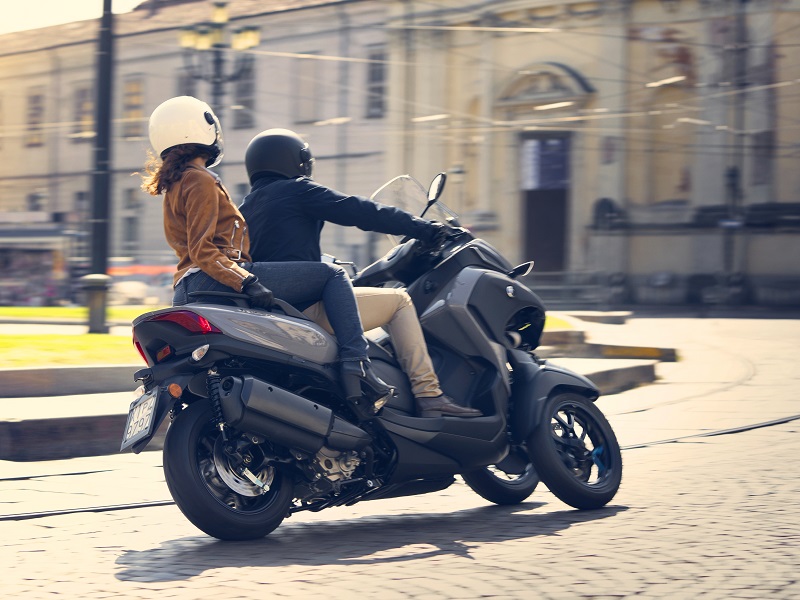 2020 yam mw300 eu bns4 act 002 03 71787