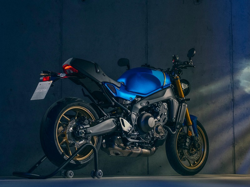 2022 Yamaha XS850 EU Legend Blue Static 005 03
