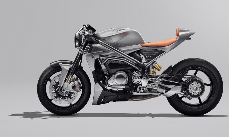 V4CR PROFILE LEFT LIGHT BG v2