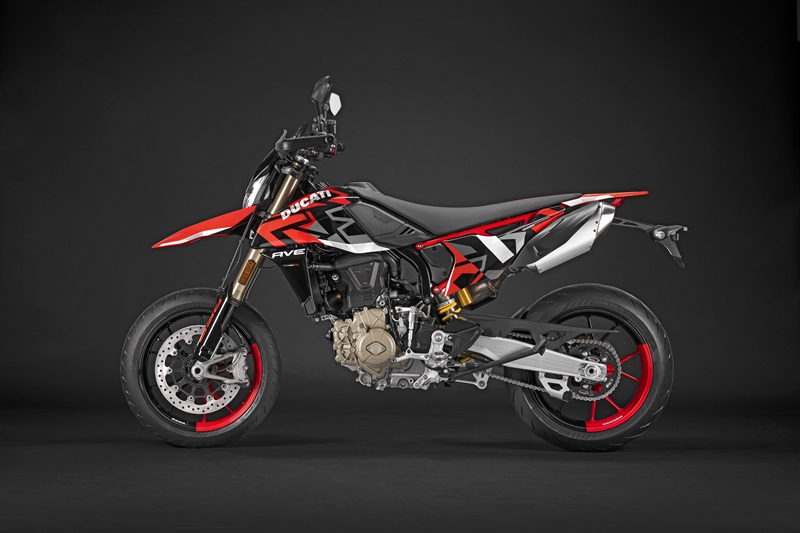 MY24 HYPERMOTARD 698 MONO 03 UC575818 High