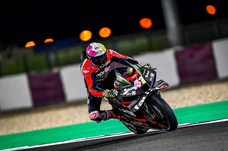 024aef5b 67a4 4ea0 88fc 7d3038f3c7db