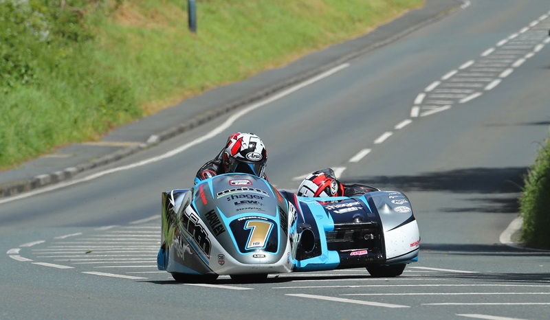 10/06/2022: Ben Birchall/Tom Birchall (600 LCR Honda/Haith Honda) at Bedstead corner during the 3Wheeling.Media Isle of Man Sidecar TT race two. PICTURE BY DAVE KNEEN/PACEMAKER PRESS.