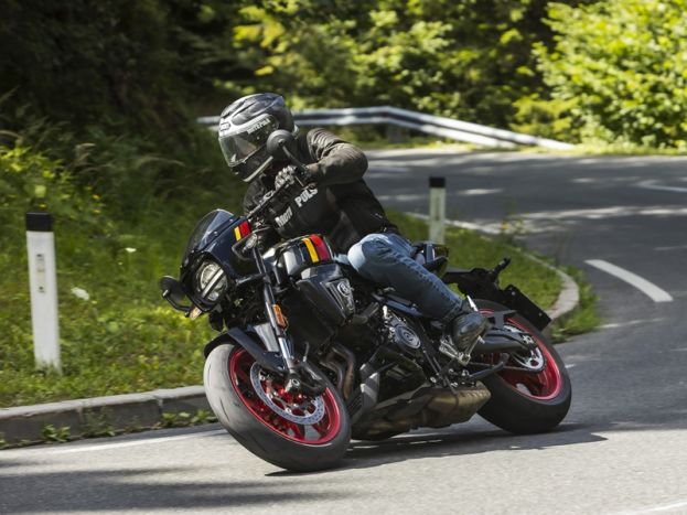 Testirali smo: Suzuki GSX-8T / GSX-8TT