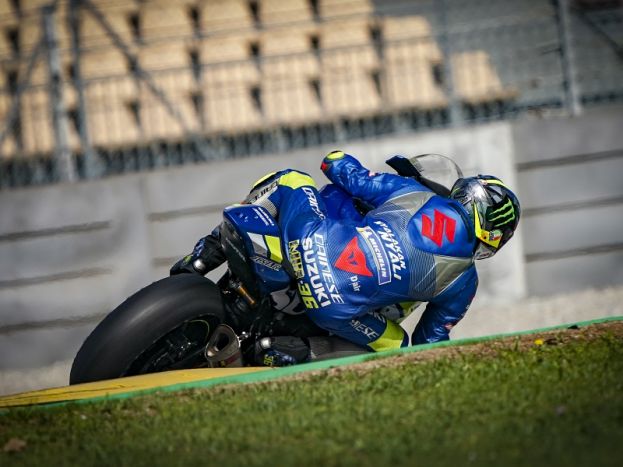 MotoGP vozači trenirali na cestovnim motociklima u Barceloni